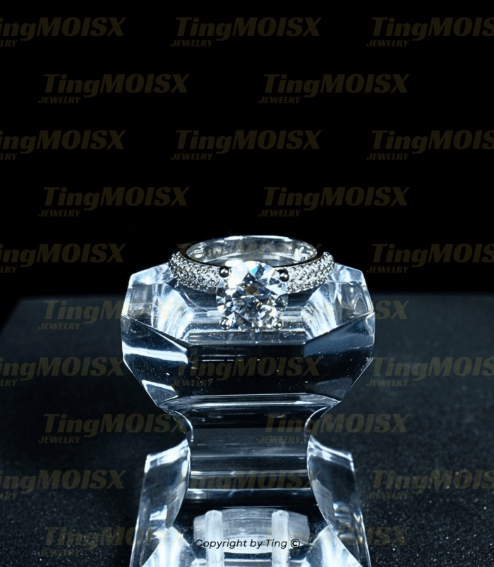 Nhẫn nữ moissanite 2 Carat NLM07