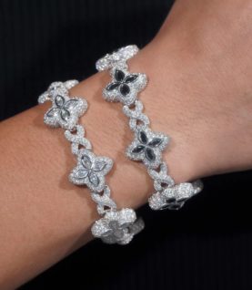 Vòng Tay Vô Cực kết hợp Hoa 4 cánh Trending Đính Full Moissanite Bạc S925