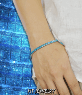 Vòng tay tennis đính full đá Light Blue cho tiết trời se lạnh